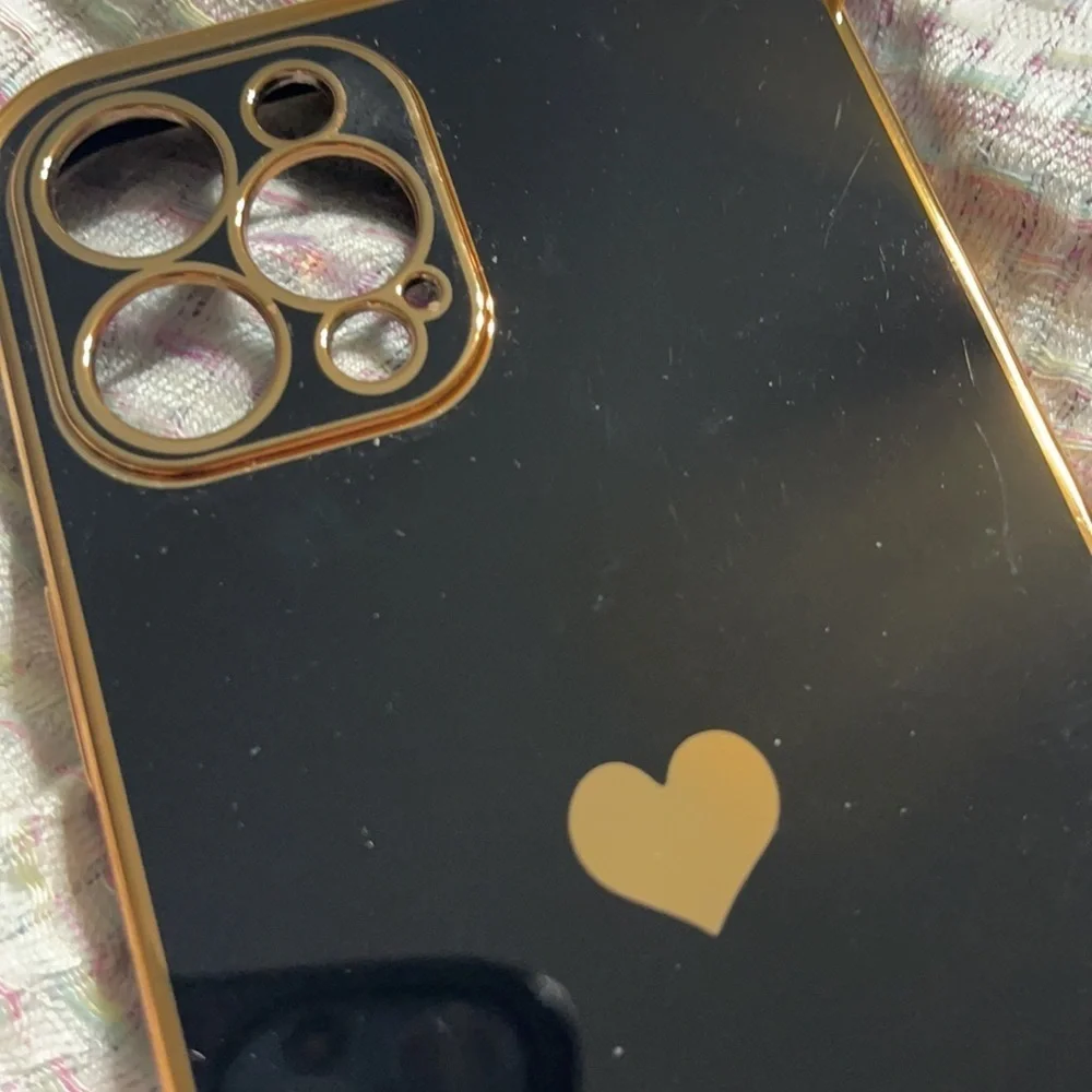 New black and gold phone case - 12 pro max